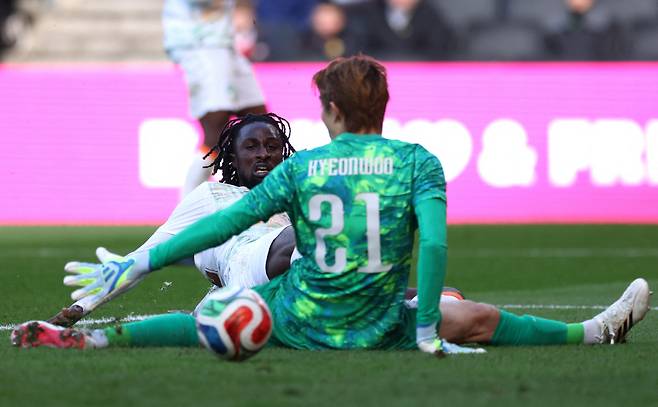 Soccer Football - International Friendly - South Korea v Ivory Coast - Stadium MK, Milton Keynes, Britain - March 28, 2026 Ivory Coast's Evann Guessand scores their first goal Action Images via Reuters/Andrew Boyers
<저작권자(c) 연합뉴스, 무단 전재-재배포, AI 학습 및 활용 금지>