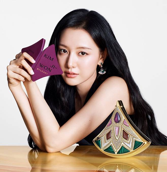 불가리 앰배서더인 배우 김지원은 디바스 드림을 대표하는 인물로 변신해 컬렉션에 담긴 서사를 입체적으로 풀어냈다. 사진 불가리
