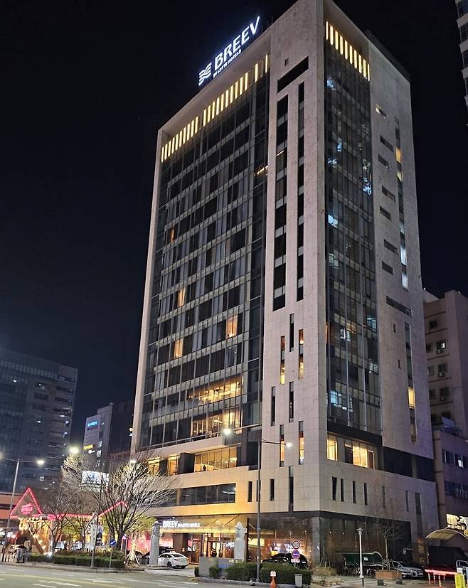 광주광역시 서구 치평동에 문을 여는 브리브 광주 바이 롯데호텔 전경. 롯데호텔앤리조트 제공