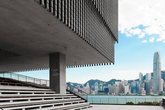 엠플러스. 홍콩관광청