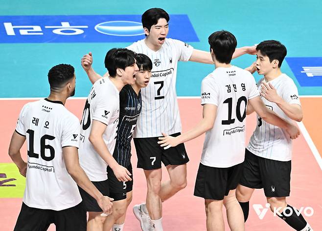 [서울=뉴시스] 남자 프로배구 현대캐피탈. (사진=KOVO 제공). 2026.03.29. *재판매 및 DB 금지