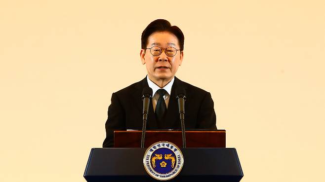 이재명 대통령이 29일 제주를 찾아 국가폭력범죄 시효 폐지와 제주4.3 왜곡 처벌을 약속했다. 제주도청 출입기자단