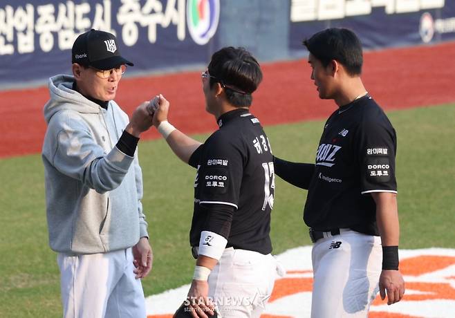 [B하인드★] 국대 클로저 박영현 개막 2연전 매조지! 34구 이어 14구, 이 참에 선발 전환?