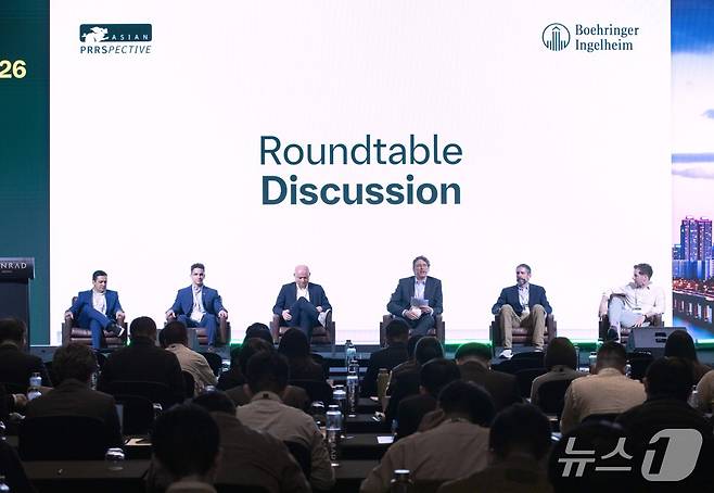 'Asian PRRSpective 2026' 국제 심포지엄이 27일 서울 콘래드서울에서 열렸다(한국베링거인겔하임동물약품 제공). ⓒ 뉴스1