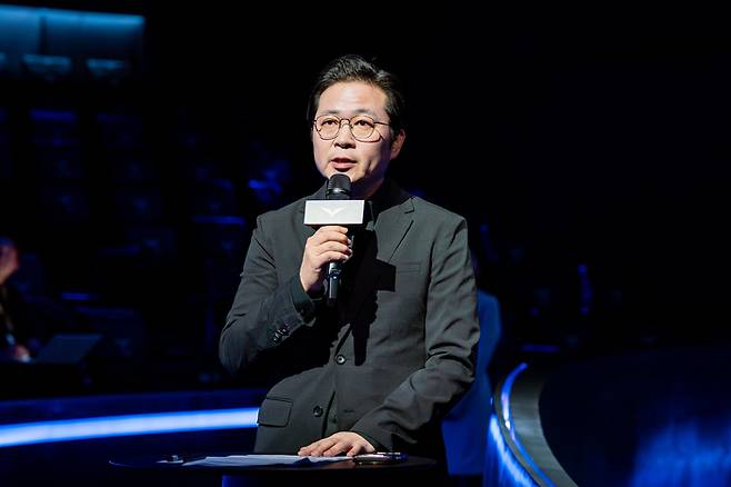 이정훈 LCK 사무총장이 서울 종로구 치지직 롤파크에서 열린 2026 LCK 개막 미디어데이에서 얘기하고 있다. 사진 | 라이엇 게임즈