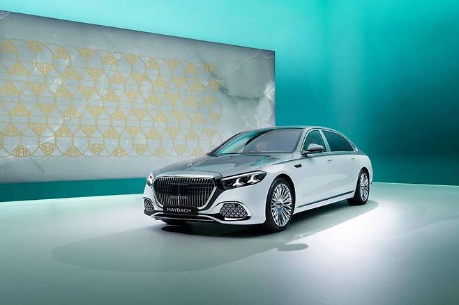 벤츠 ‘마이바흐 S-클래스’ / 출처=벤츠코리아