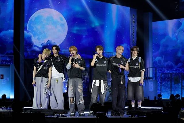 TWS(신유, 도훈, 영재, 한진, 지훈, 경민)는 지난 27~29일 서울 송파구 티켓링크 라이브 아레나(옛 핸드볼경기장)에서 ‘2026 TWS 2ND FANMEETING <42:CLUB> IN SEOUL’을 개최했다.