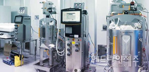 '스마트공장 보급확산사업'을 통해 구축된 첨단 스마트 제조 시스템. (사진=제주테크노파크)