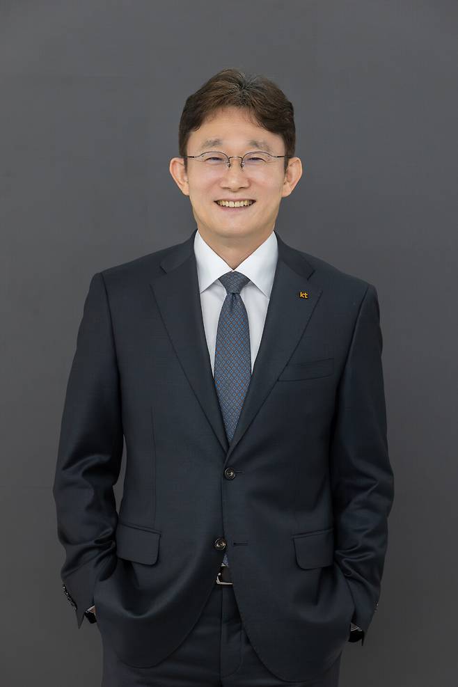박윤영 신임 KT 대표이사(CEO) 사장. / 사진 = KT