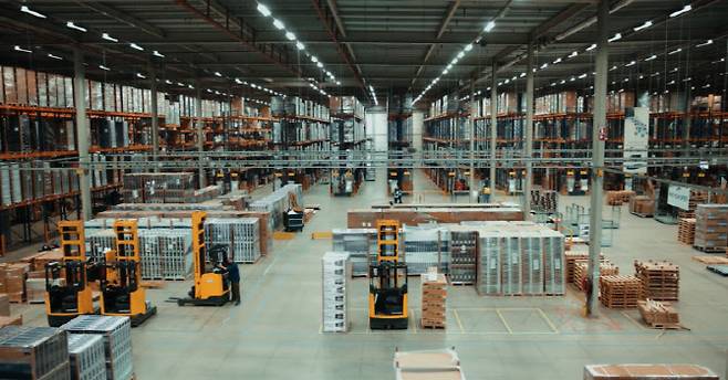 삼성SDS가 운영하고 있는 부산항만공사의 네덜란드 로테르담 물류센터. (사진=삼성SDS)