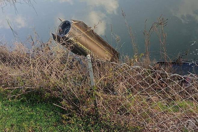 이란 미사일을 요격한 나토 방공 시스템 잔해가 튀르키예 남부에 떨어져 있다. 2026.03.04 ⓒ 로이터=뉴스1