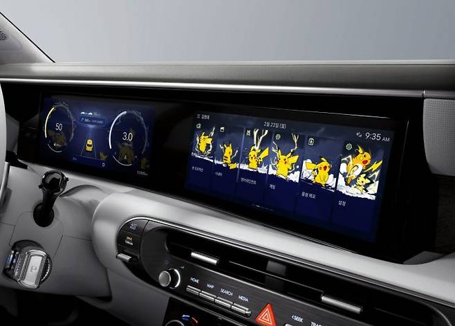 현대차는 지난달 말 '포켓몬 피카츄 전광석화' 디스플레이 테마를 출시했다. 현대차