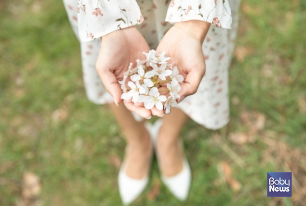 가족돌봄의 무게를 경험하게 되는 시기는 18세 이하의 경우, 평균 11.4세다. 거의 매일 돌봄에 시간을 할애하는 경우는 62.6%이다. ⓒ베이비뉴스