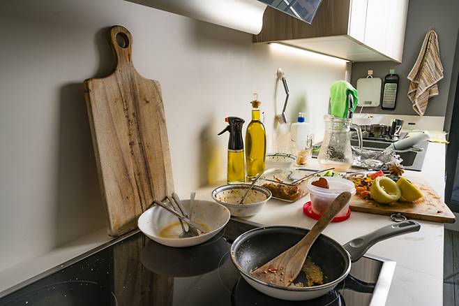 토마토 소스, 식초 등 산성 식품이나 짠 음식을 팬에 오랜 시간 두면 코팅이 약해진다. 사진=게티이미지뱅크