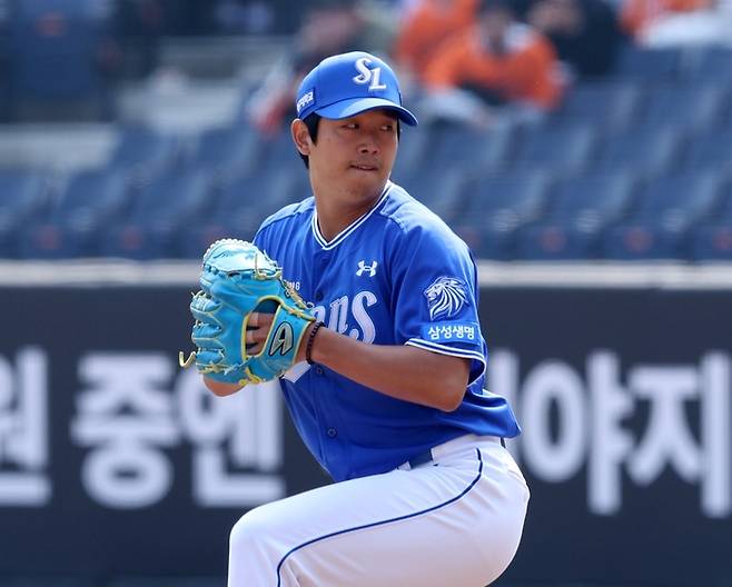 삼성 양창섭이 12일 대전 한화생명 볼파크에서 열린 2026 KBO리그 시범경기 한화와 경기에 선발로 나서 힘차게 공을 뿌리고 있다. 사진 | 삼성 라이온즈