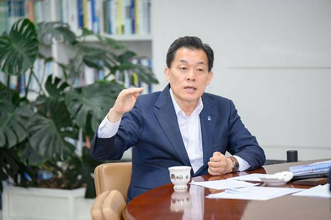 이재준 수원시장의 '역사적 쓸모'와 '수원 대전환'.