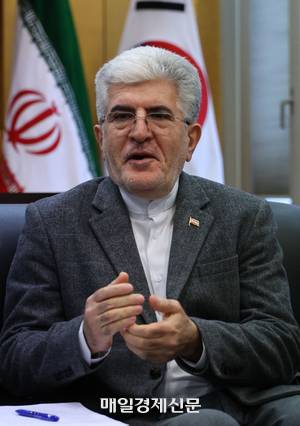 사이드 쿠제치 주한 이란대사가 지난 1월 서울 용산구 주한 이슬람공화국대사관에서 인터뷰하고 있다. [사진=이승환 기자]