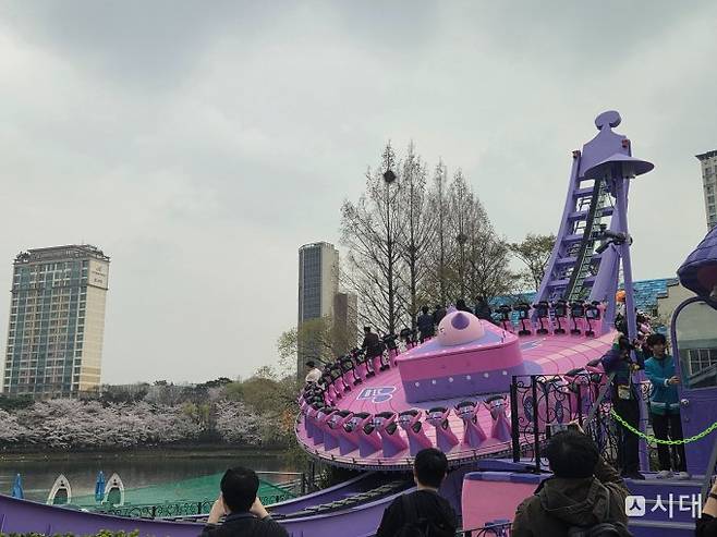 '메이플 아일랜드' 내 자이로스핀 모습. /사진=김미현 기자