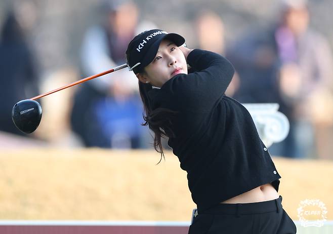 조은채가 2일 더시에나벨루토CC에서 막을 올린 KLPGA투어 국내 개막전 더시에나 오픈에서 티샷하고 있다. 사진 | KLPGA