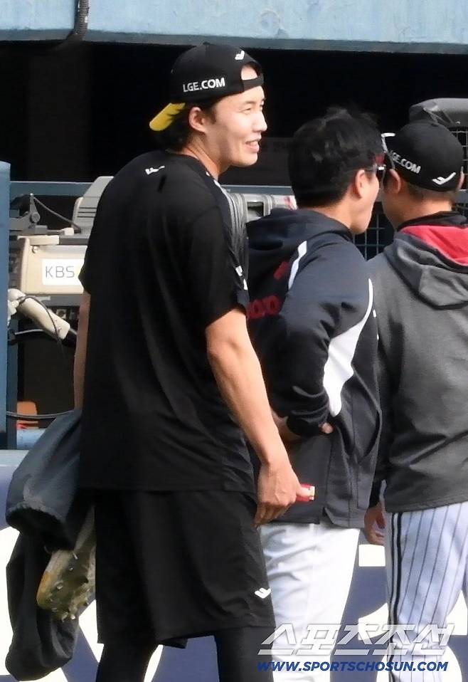 타 팀이지만 임찬규는 김도영이 부상 없이 시즌을 완주하길 진심으로 바랐다.