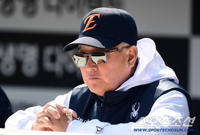 13일 대전 한화생명볼파크에서 열린 KBO리그 시범경기 한화와 삼성의 경기. 경기 준비하는 한화 김경문 감독. 대전=송정헌 기자songs@sportschosun.com/2026.03.13/