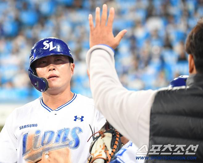 31일 대구 삼성라이온즈파크에서 열린 삼성과 두산의 경기. 3회말 동점 득점에 성공한 삼성 류지혁. 대구=송정헌 기자songs@sportschosun.com/2026.03.31/