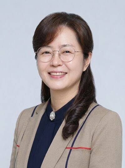 아리바이오는 지난 3월 31일 개최된 주주총회 와 이사회 의결을 통해 성수현 부회장을 신임 공동대표이사로 선임했다고 2일 밝혔다.