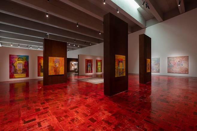 서울 마곡에서 열리는 맨디 엘-사예 개인전 '테레사 이후' 전시 전경. 스페이스K 서울 제공