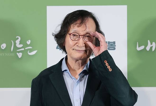 정지영 감독이 2일 서울 용산구 CGV용산아이파크몰에서 열린 영화 '내 이름은' 언론시사회 및 기자간담회에서 포즈를 취하고 있다.뉴스1