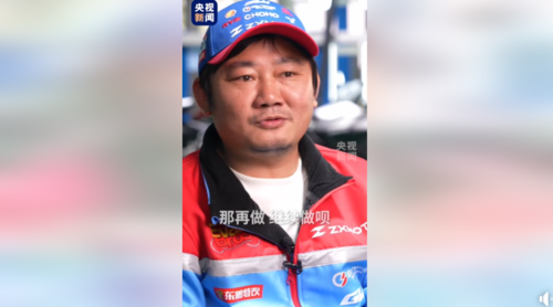 장쉐 JX모터 대표가 중국중앙TV(CCTV)와 인터뷰를 하고 있다./CCTV 화면 캡처