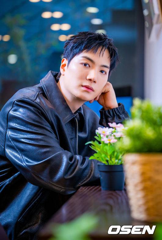 [OSEN=민경훈 기자] 김종현(뉴이스트 JR) 인터뷰. 2026.04.01 / rumi@osen.co.kr