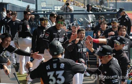 KT 위즈 선수들 / 사진=연합뉴스