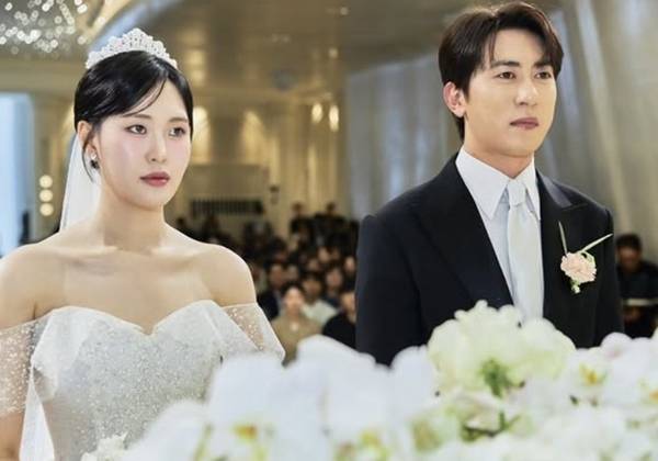 개그맨 김원훈이 엄지윤과의 결혼식으로 ‘장기연애’ 시리즈의 피날레를 장식한 가운데, 이를 지켜본 ‘진짜 아내’의 반응을 언급했다. 사진=김원훈 SNS