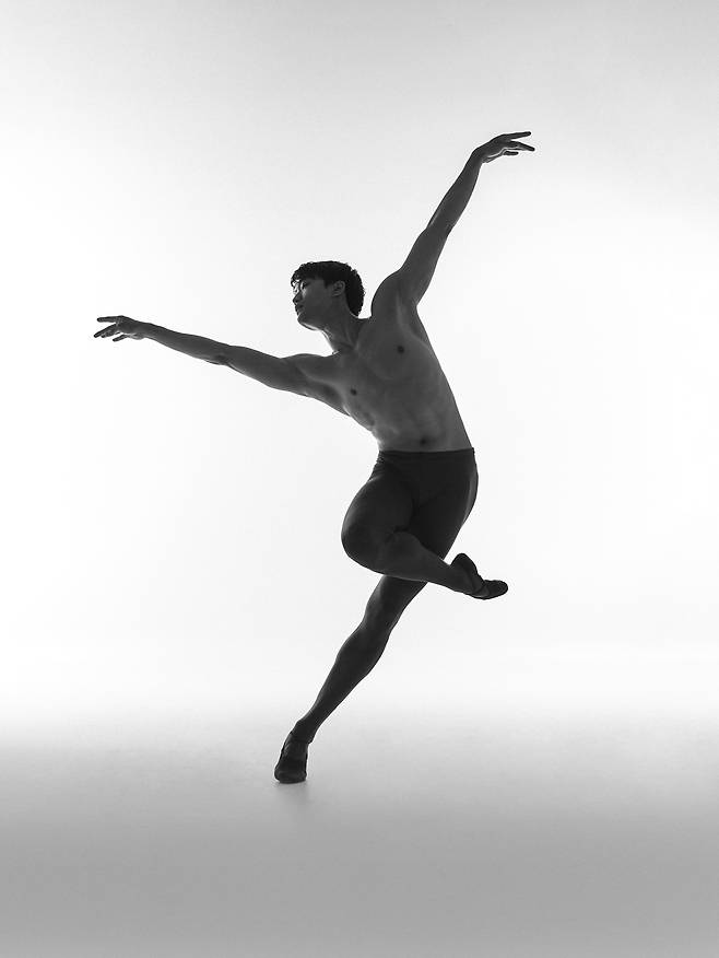 러시아 명문 마린스키 발레단 최초의 동양인 수석 무용수 김기민 [프레인 제공]