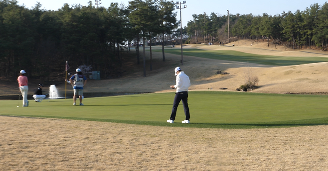 9번 홀 그린 위에 선 박성현의 모습.&nbsp;한재경 PD