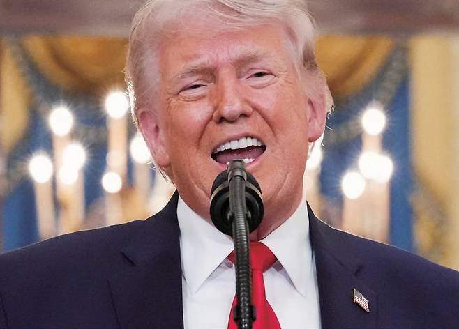 도널드 트럼프 미국 대통령이 4월1일 백악관에서 이란 전쟁에 대한 대국민 연설을 하고 있다. ⓒREUTERS