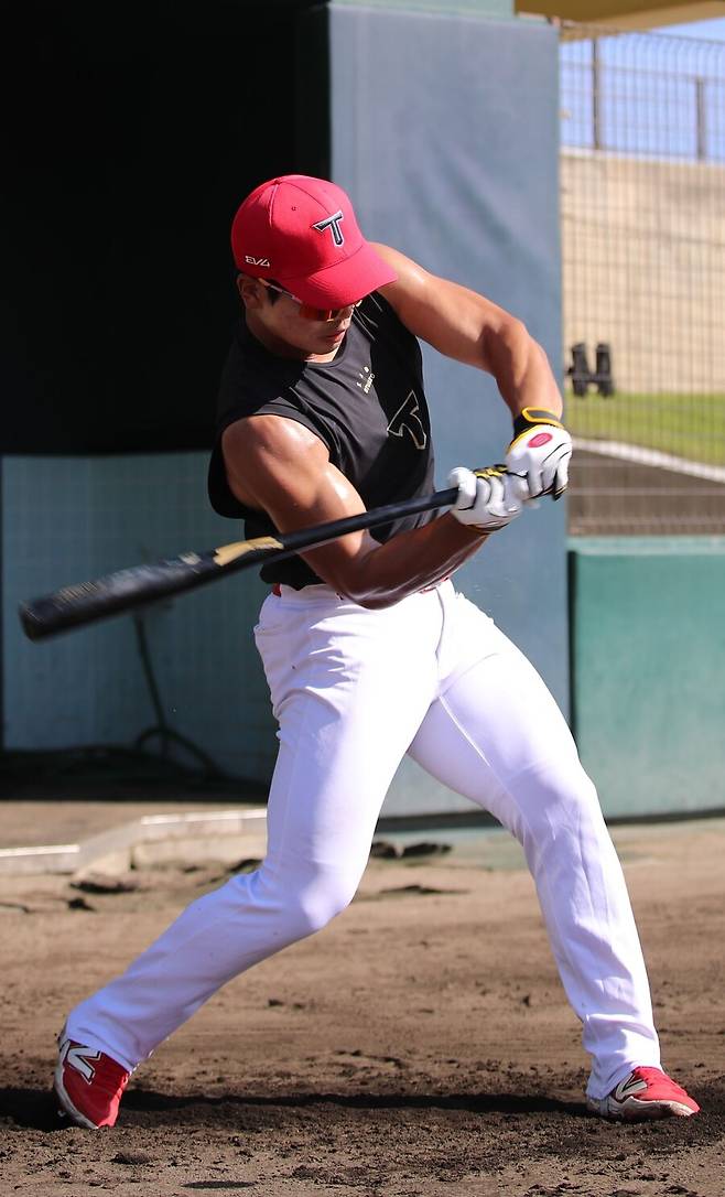 ▲ 퓨처스리그 개막 이후 맹타를 휘두르며 구단의 시선을 한몸에 모으고 있는 한승연 ⓒKIA타이거즈