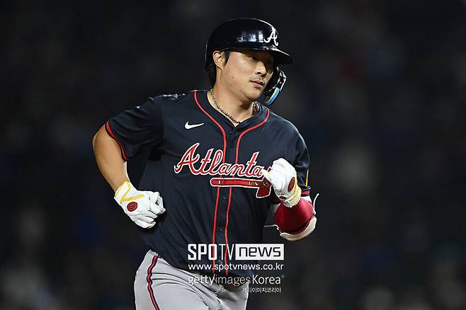 ▲ 현재 손가락 부상으로 빠져 있는 김하성은 최대한 건강하고 완벽하게 복귀해 주전 경쟁 자체를 불허하는 게 필요하다