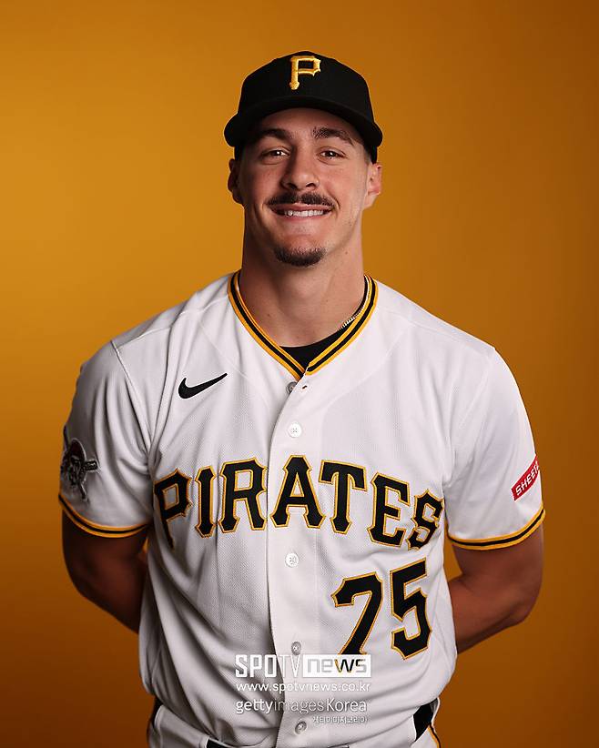 ▲ 피츠버그 파이리츠 유망주 코너 그리핀이 9년 1억 4000만 달러의 연장계약 협상을 진행함과 동시에 메이저리그 데뷔가 확정됐다.