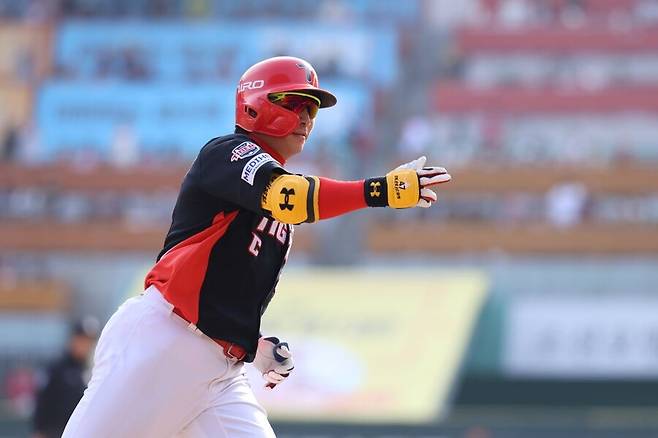 ▲ 수비 측면에서 한결 가벼운 몸 상태를 보여주고 있는 나성범 ⓒKIA타이거즈