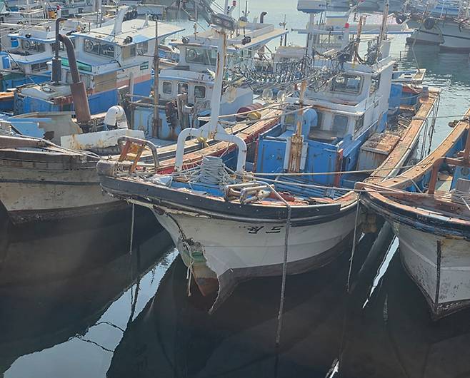 방치 선박 [여수시 제공. 재판매 및 DB 금지]