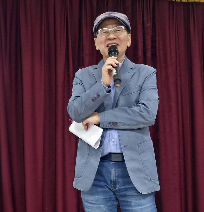 김태희 다산연구소 이사장이  다산학당 목민관에서 ‘다산의 일생과 학문'을 제목으로  특강하고 있다.                 사진=한성일 기자