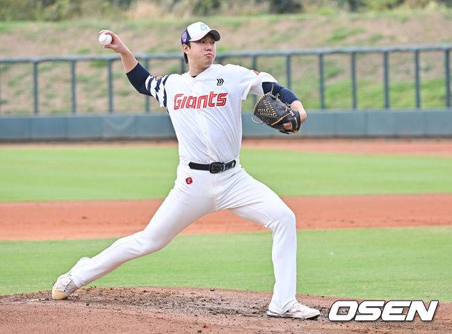 [OSEN=타이난(대만), 이석우 기자] 롯데 자이언츠 최충연 / foto0307@osen.co.kr