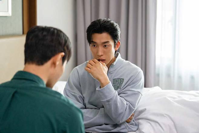 드라마 《사냥개들 시즌2》 스틸컷 ⓒ넷플릭스