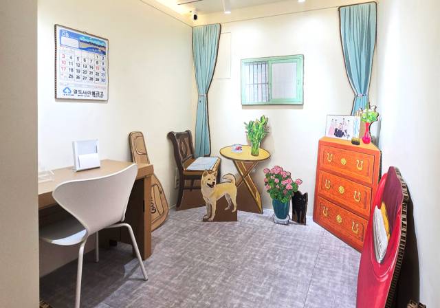 김민정 개인전 ‘( )나의 집’ 설치 전경. 낭만시간연구소 제공