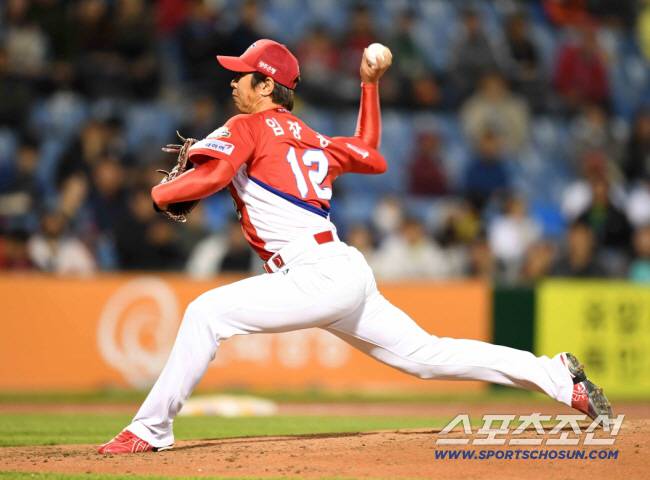 한화 이글스와 KIA 타이거즈의 2018 KBO 리그 주중 3연전 첫번째 경기가 10일 대전 한화생명이글스파크에서 열렸다. KIA 임창용
대전=허상욱 기자 wook@sportschosun.com/2018.04.10/
