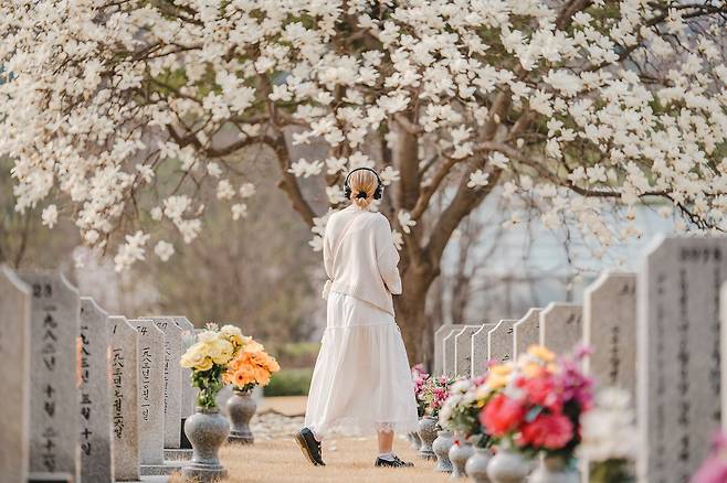 ‘리모트 서울’의 출발점은 서울 동작동 국립현충원이다. ‘리모트 X’ 시리즈는 대체로 무덤에서 출발한다. 사진 GS아트센터