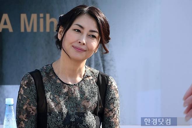 2017년 부산국제영화제에 참석했던 나카야마 미호. /사진=변성현 한경닷컴 기자