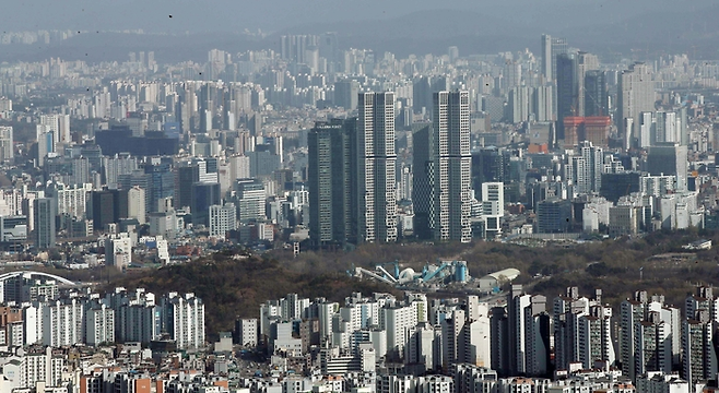 서울 강북 아파트 단지 전경. [매경DB]