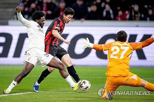 슈팅하는 조규성 [AFP=연합뉴스]